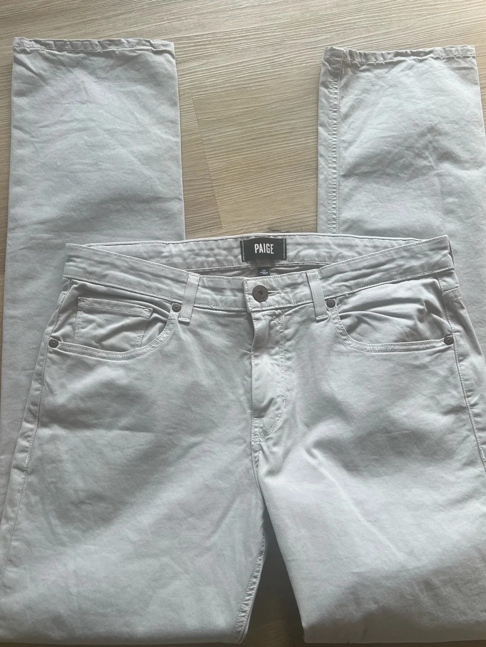 PAIGE NORMANDIE  Straight Leg Jeans • 33